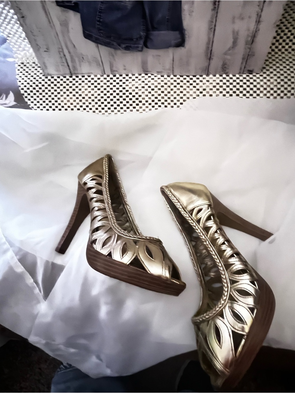 Splash Metallic Gold Cutout Platform Pumps